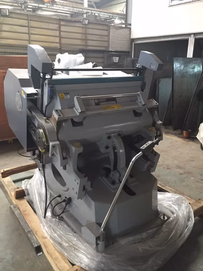 Macchina Cordonatrice e Fustellatrice Riscaldante (Ml